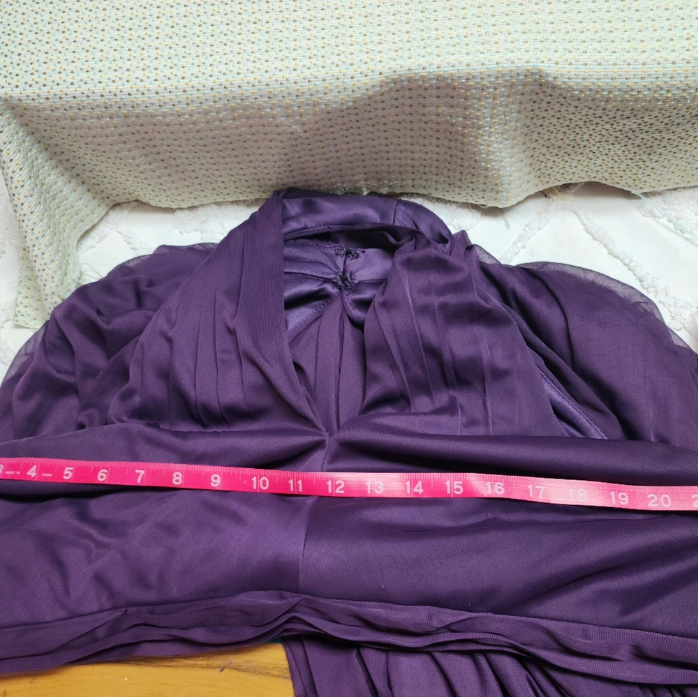 Dress - Picture 5 of 8